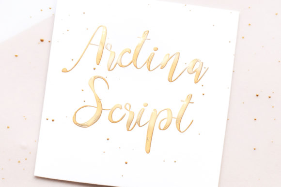 Arctina: A Handwritten Font for Makers